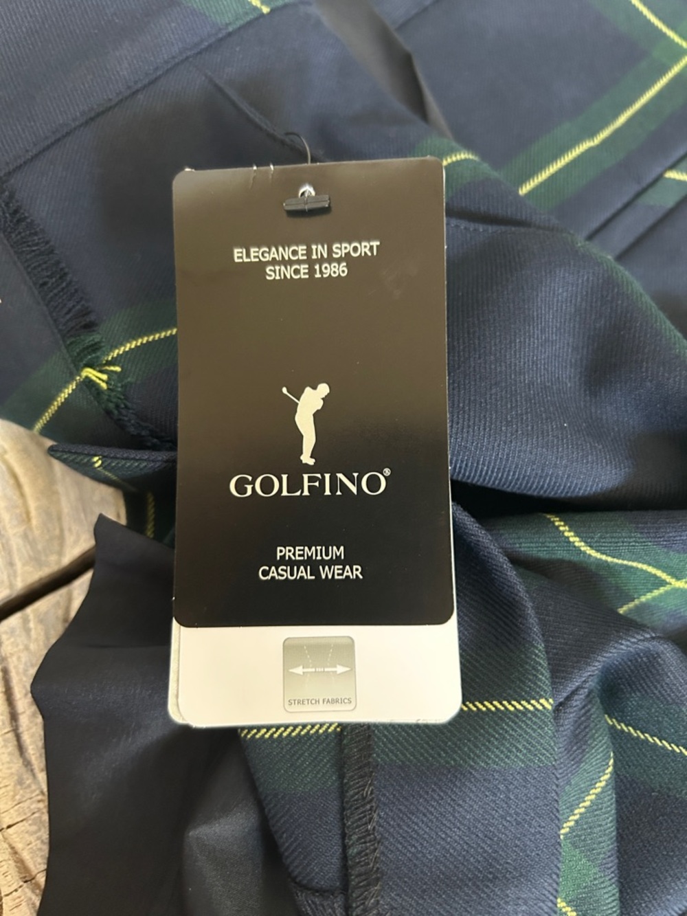 Golfino Women's Navy and Green Plaid Mini Skirt - Picture 10 of 13